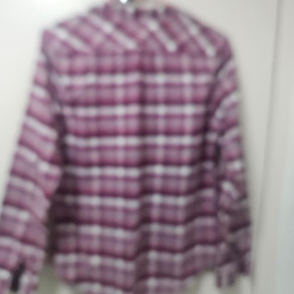 Llbean Women's Purple and Pink Shirt - Picture 2 of 4